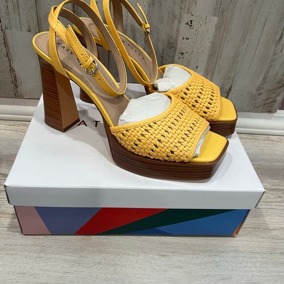 New! Katy Perry THE STEADY ANKLE STRAPP IN PINEAPPLE Platforms Retro 70s 11 - Picture 1 of 6